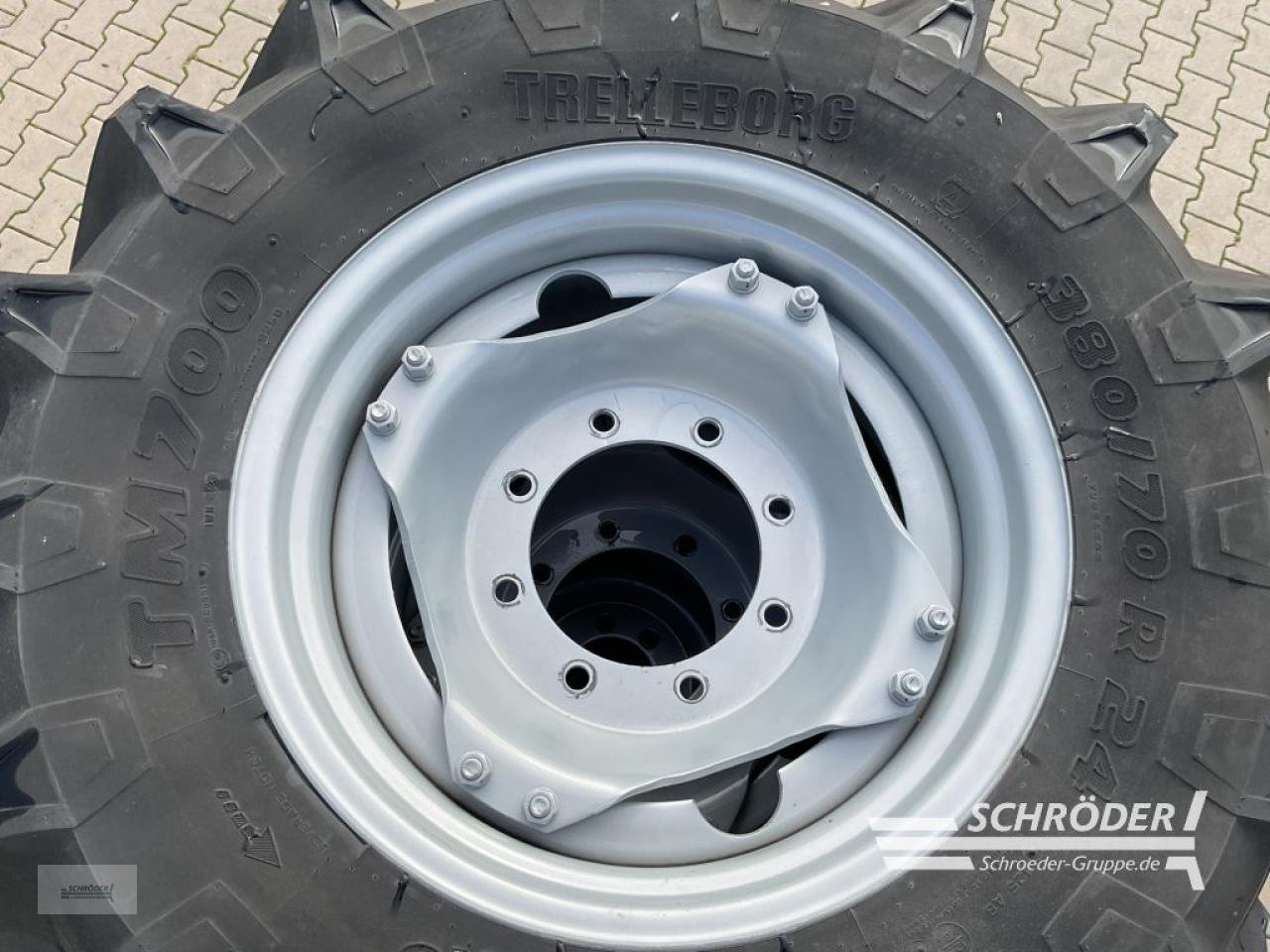 Zwillingsrad του τύπου Massey Ferguson 2X 380/70 R24 + 2X 480/70 R34 | NEU, Gebrauchtmaschine σε Holdorf (Φωτογραφία 2)